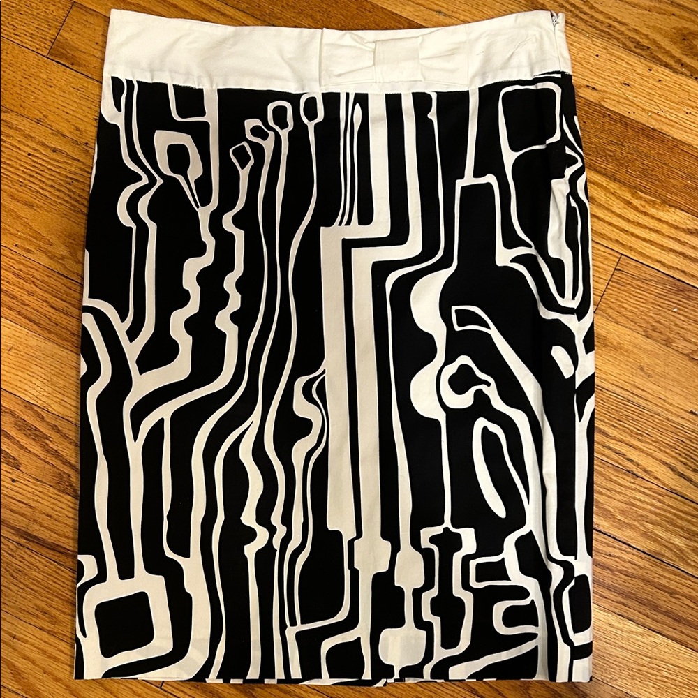 Tibi Monochrome Graphic Pencil Skirt